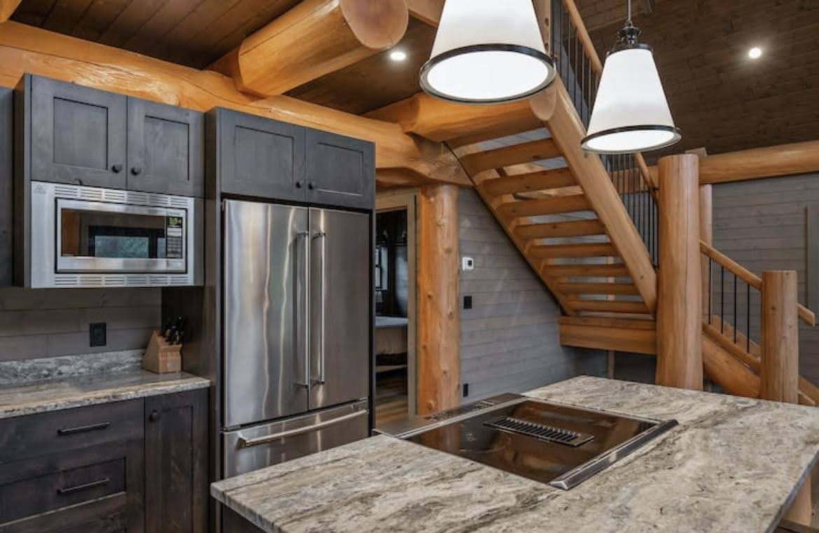Twin Elks kitchen